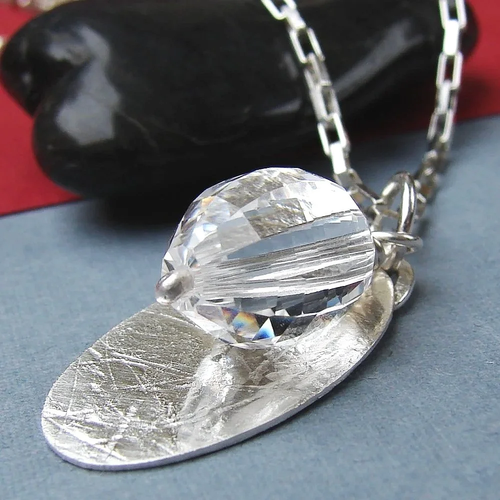 MirrorBallNeck1.jpg