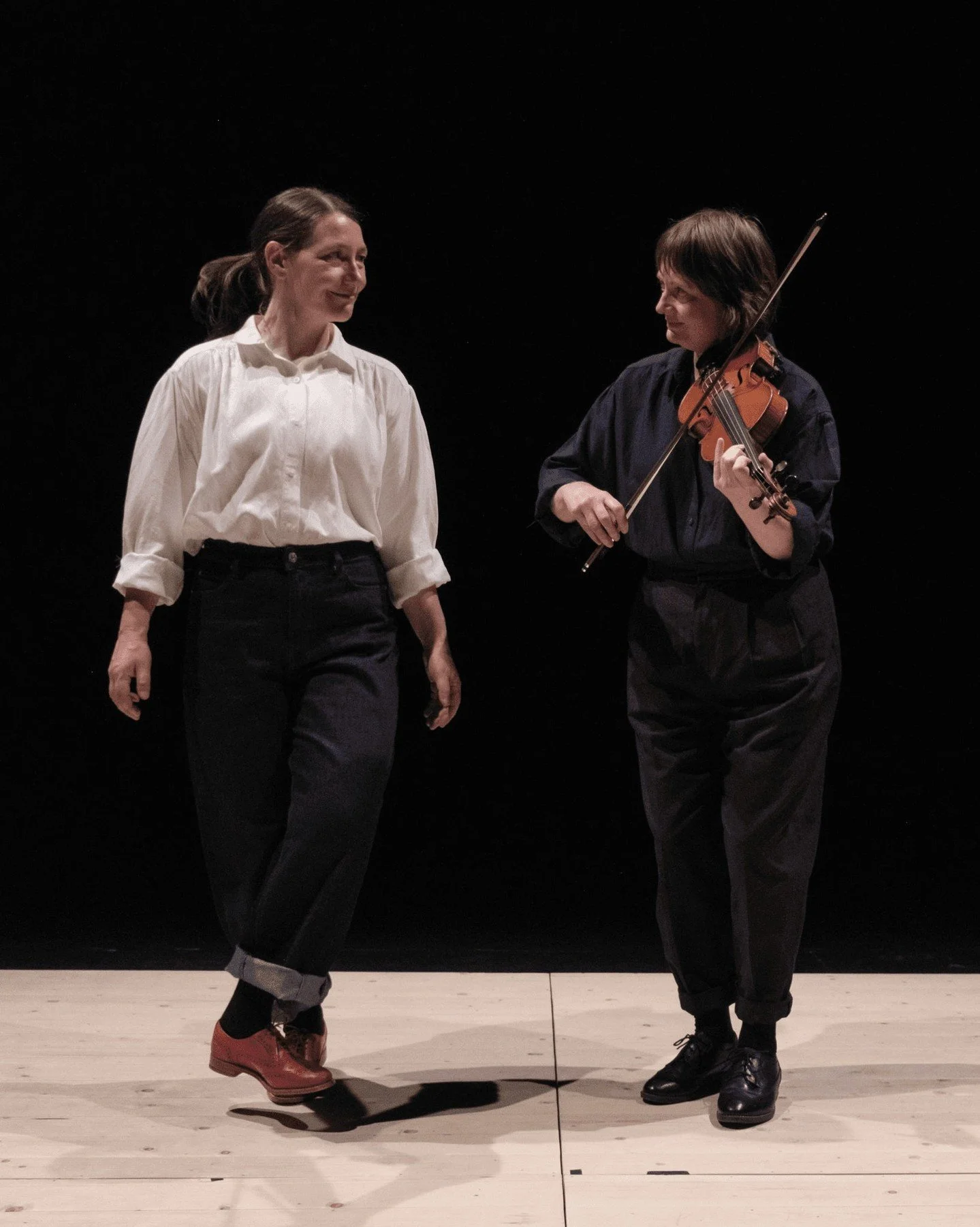 Coming up - Deiseil: Dancing in Time!

'tells an important story with the lightest of touches and doesn&rsquo;t put a foot wrong' ⭐️⭐️⭐️⭐️⭐️ &ndash; The Scotsman 

Experience a compelling journey across centuries of tradition told through fiddle, fee