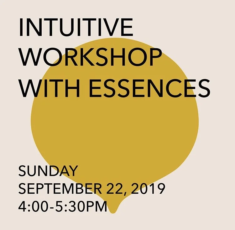 Intuitive workshop with essences.