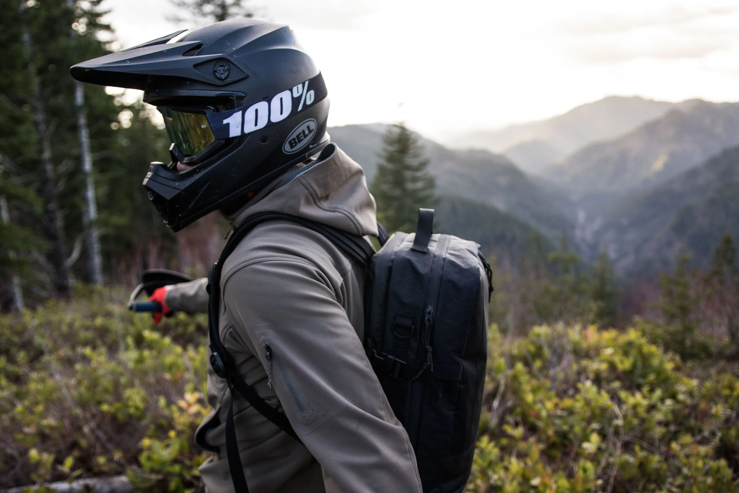 72A11ADF-21C7-498B-BA5D-67419ED1A091