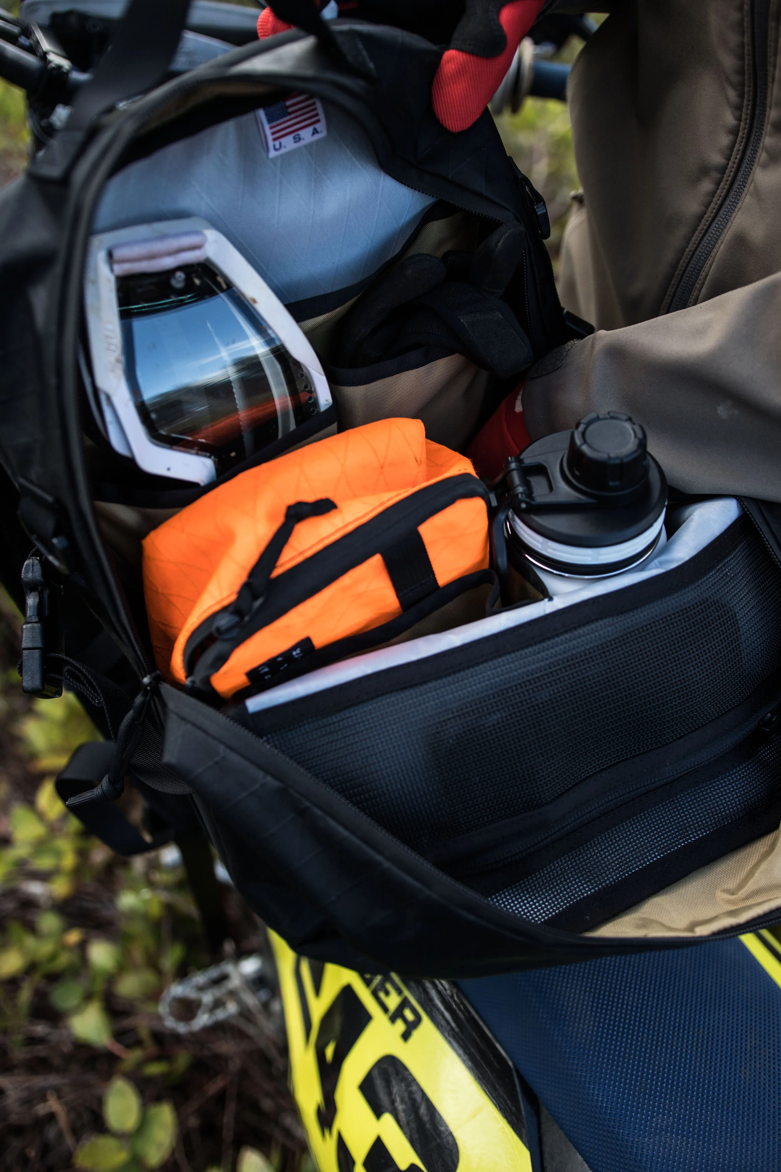 3A27072F-CA0B-4569-A6F9-64B274F70802