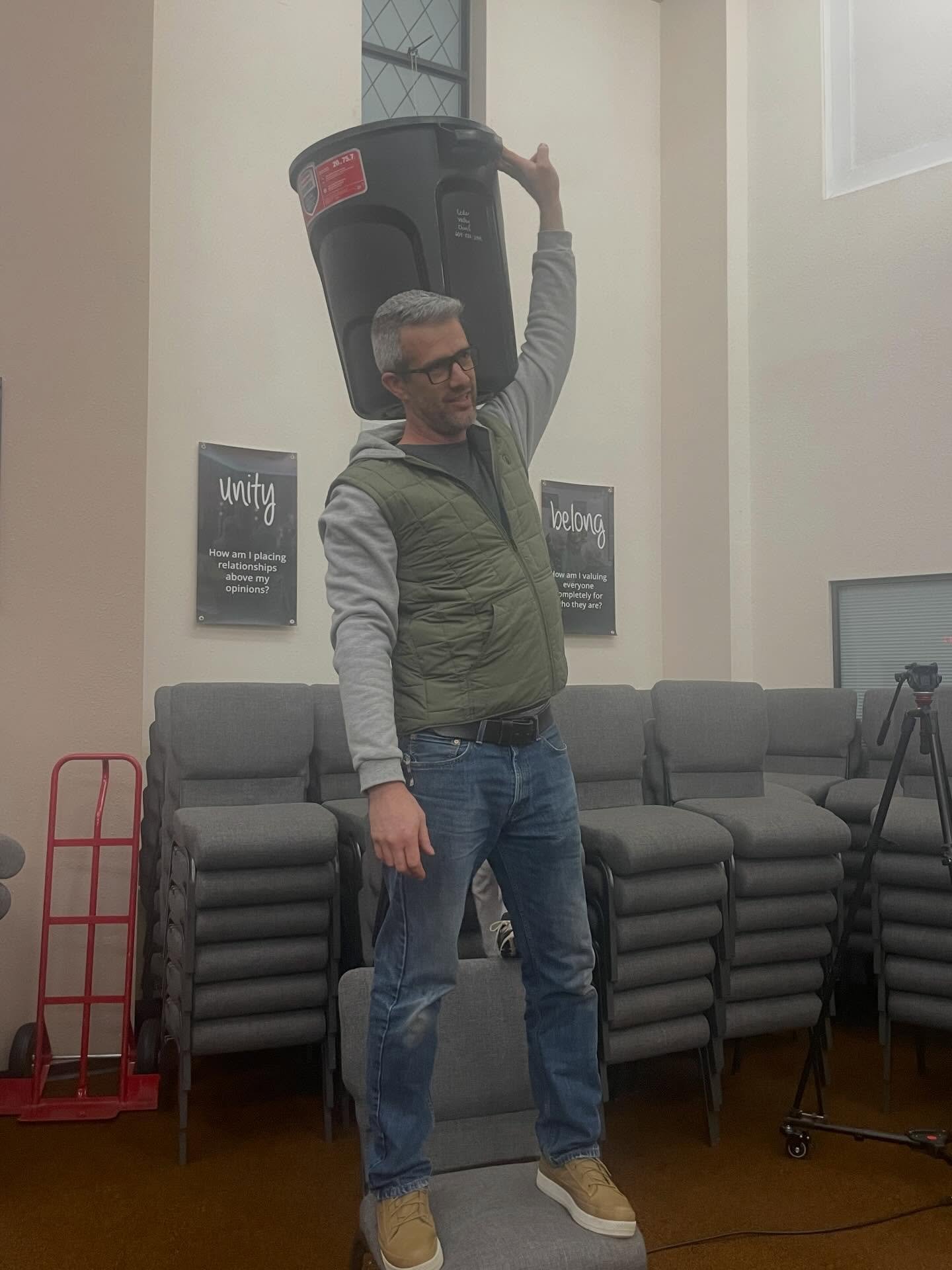 So much fun at Cedar Valley Youth. Playing games, eating good food and singing Worship together. Come join us Wednesdays 7-9pm! #friends #future #fun