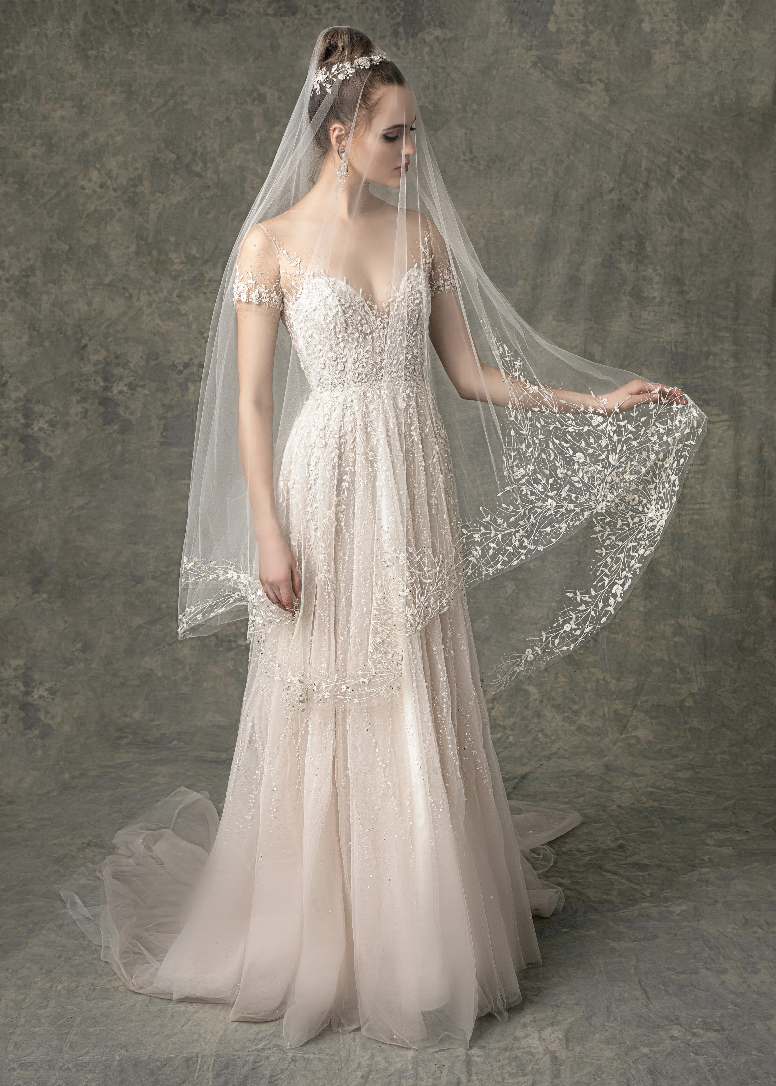 WITH MATCHING VEIL STYLE BV1901 FROM “ BLOSSOM VEILS ”
