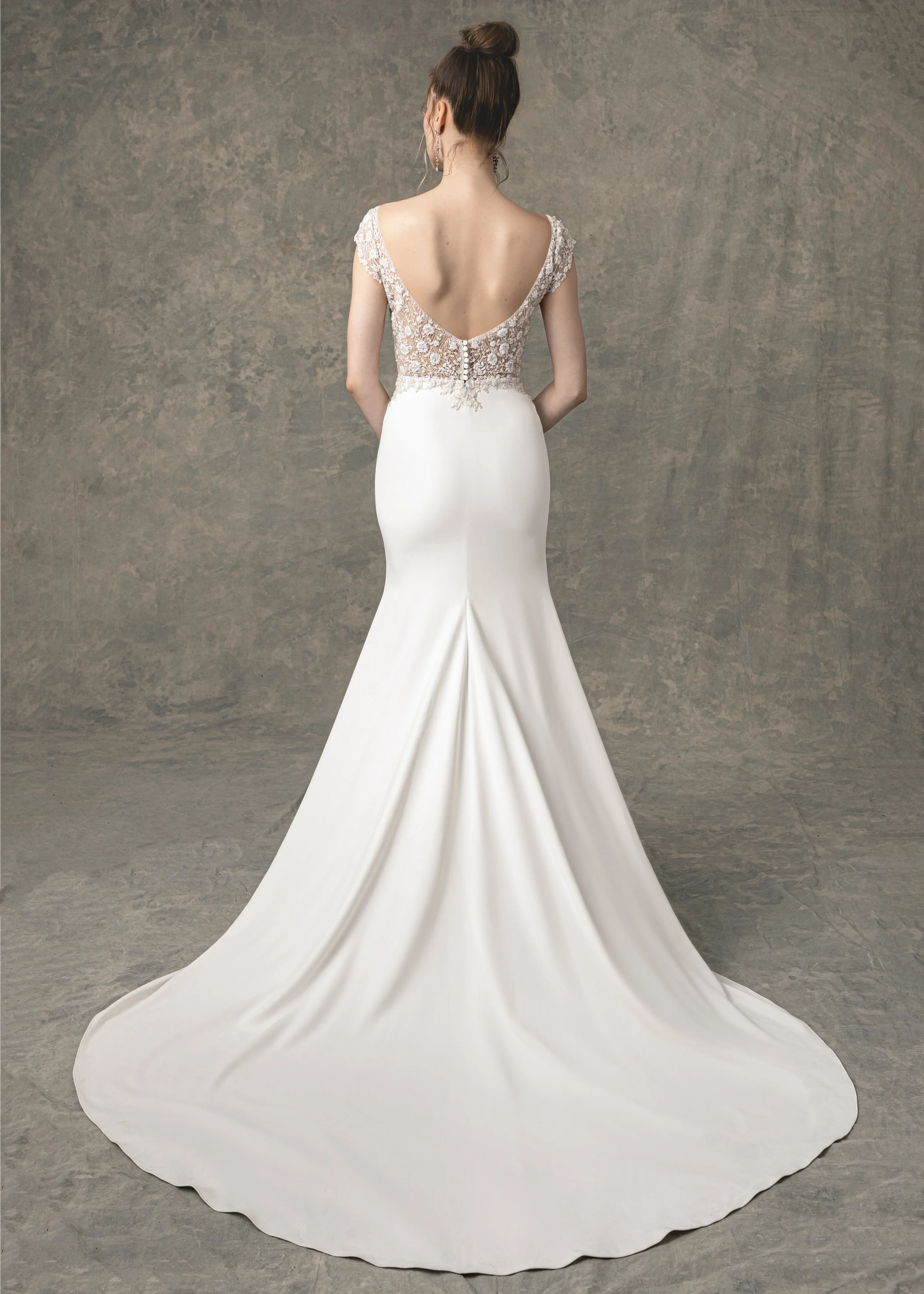 EF914 - CHLOE BACK.jpg