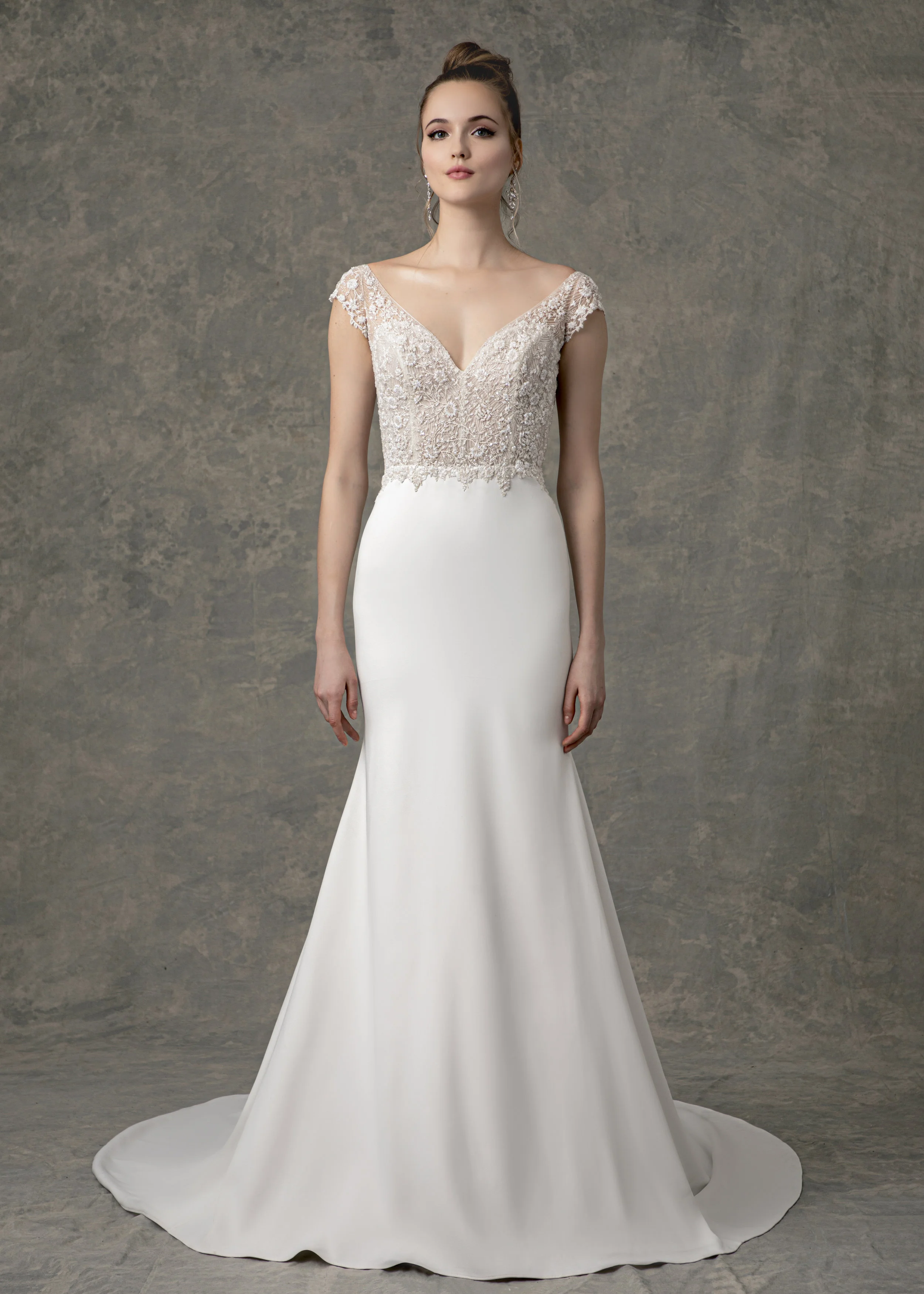 EF914 - CHLOE.jpg