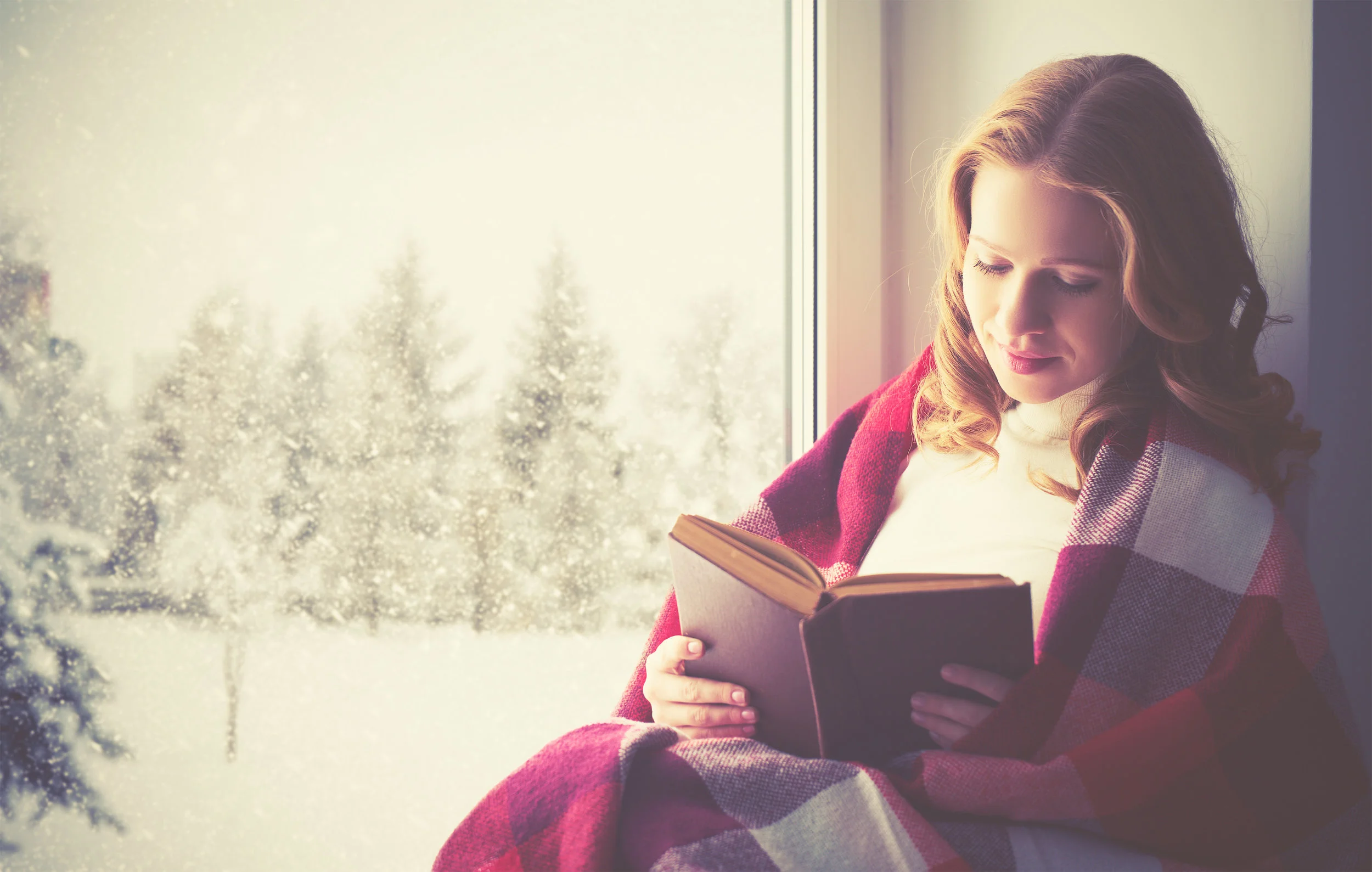 woman reading.jpg