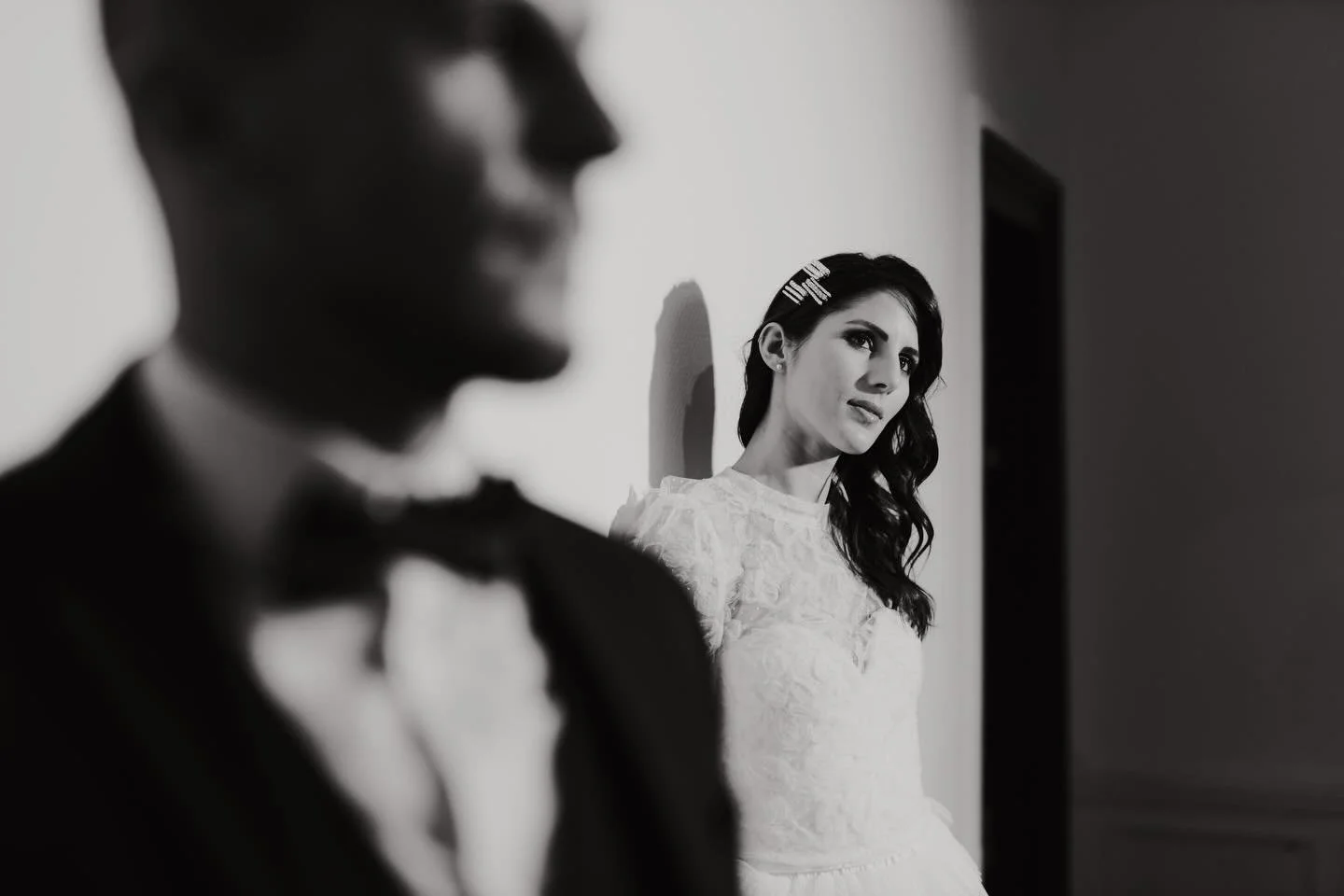 Shooting inspiration !

R&eacute;ception :&nbsp;@chateaudenaours
Vid&eacute;o :&nbsp;@stef20
Styliste :&nbsp;@maison_claire_joly
Coiffeur :&nbsp;@villa_no_cottenchy
Make Up :&nbsp;@blushyourlife
Bijoux :&nbsp;@helene.ripoll
Decoration :&nbsp;@mariepo