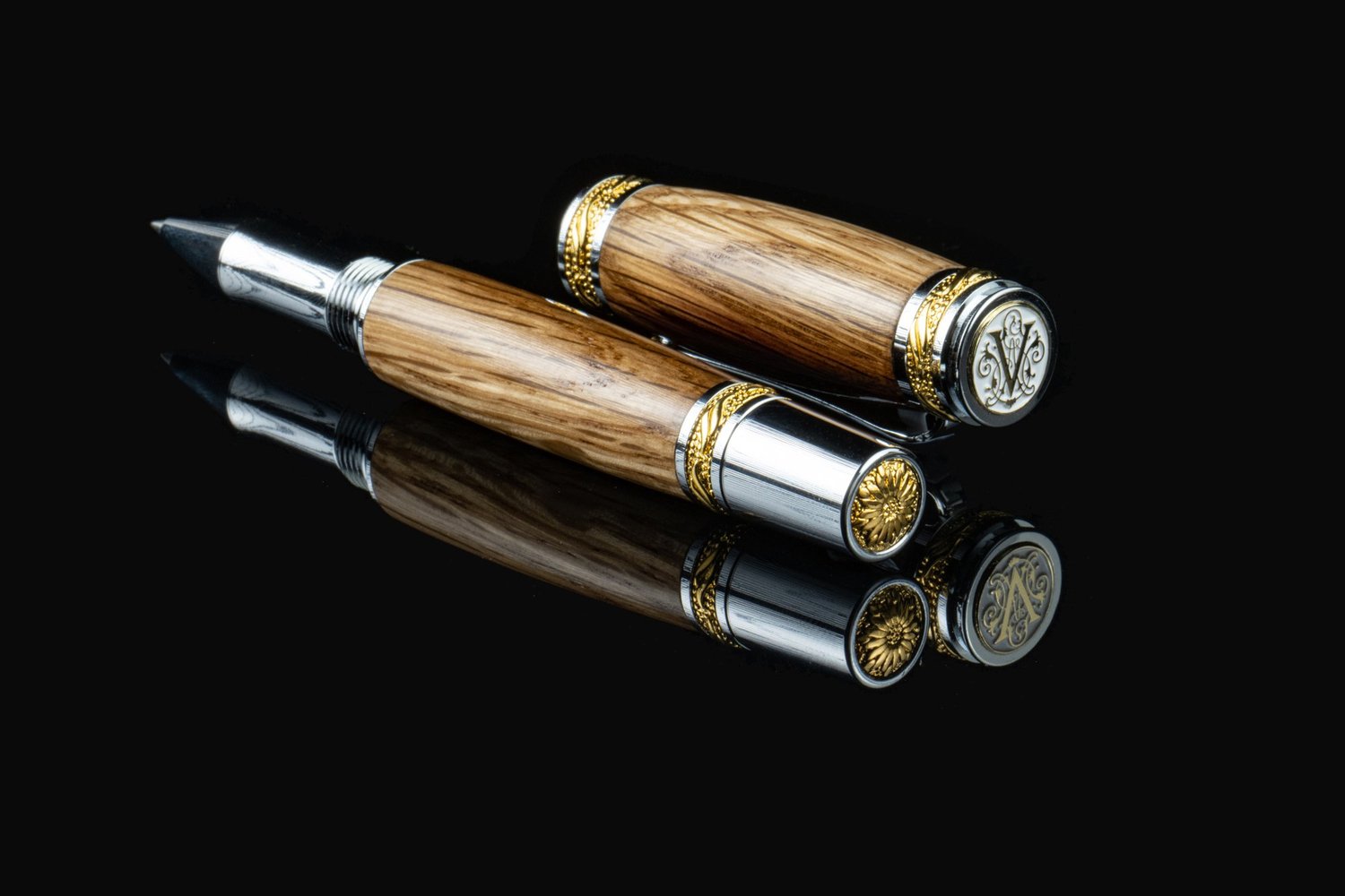 Custom Roots & Jones writing instrument for Biltmore Estate