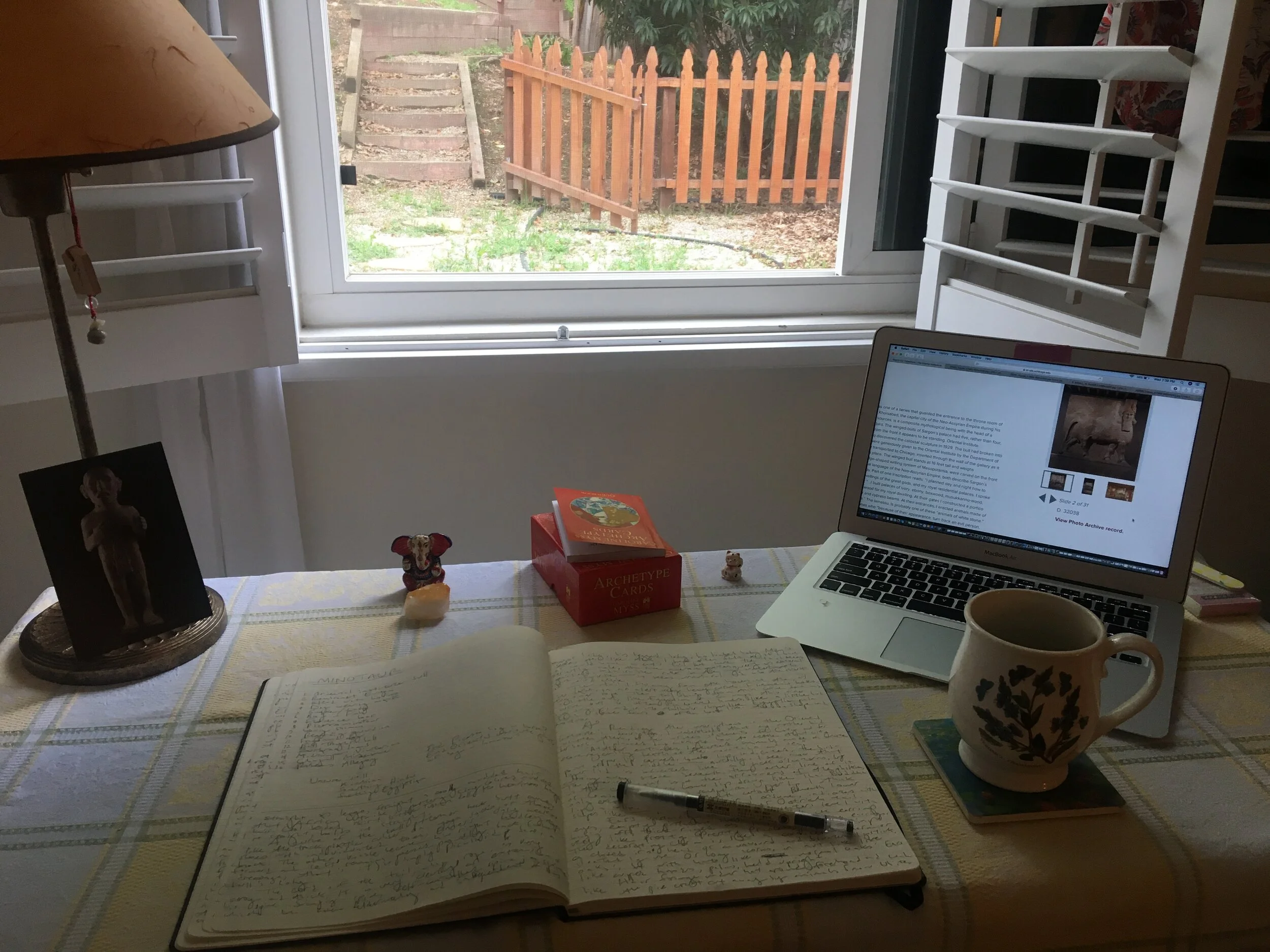 desk full horizontal.JPG