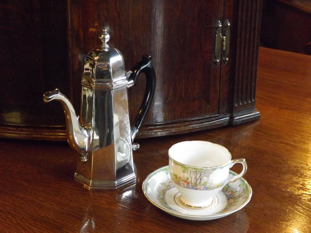 Queen_Anne_Style_Silver_plate__w cup.jpg