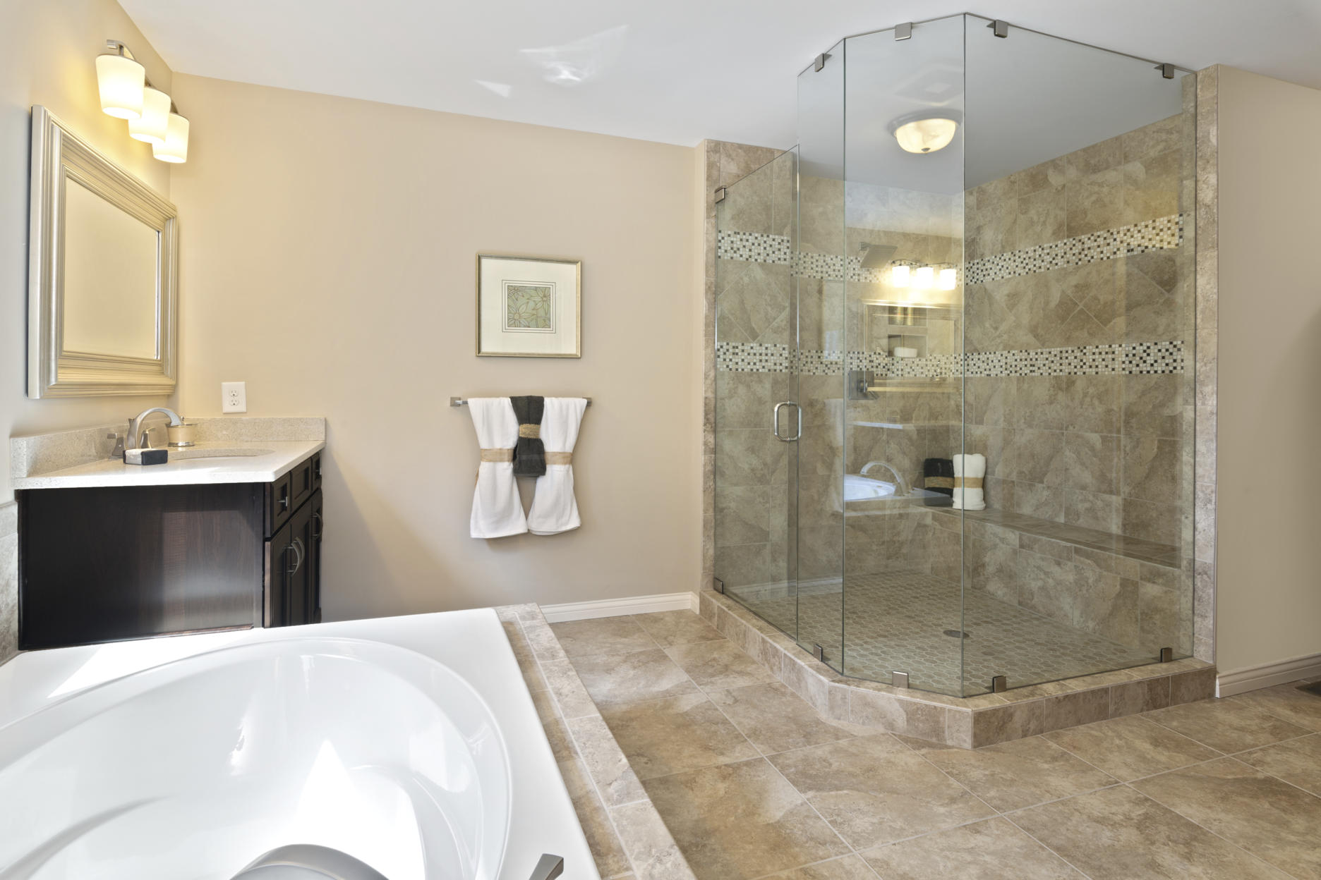 CRM-0003-00_Rowan_masterbath2.jpg