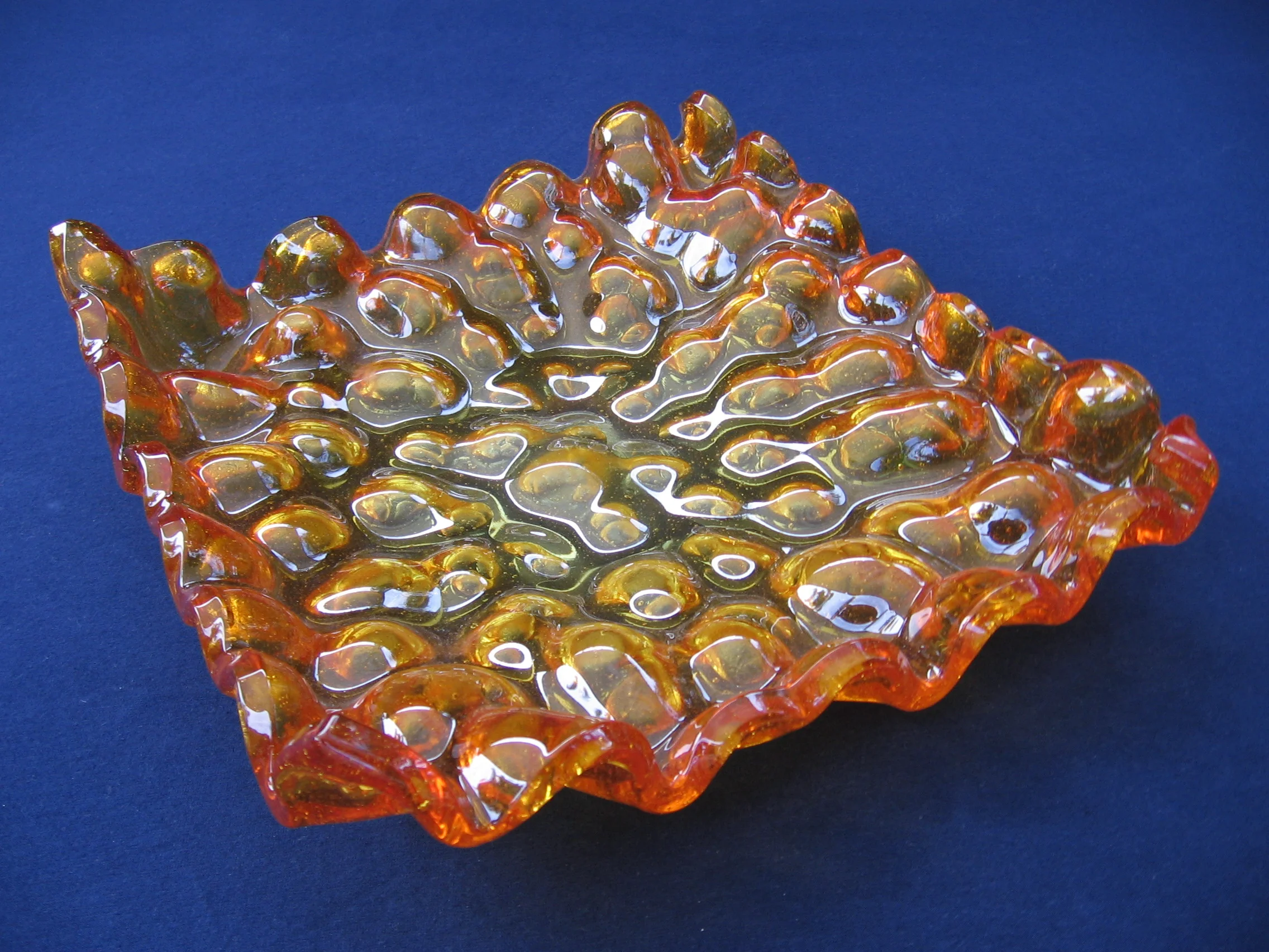Bowl- cast and slumped Gaffer lead crystal 2005 29x29x5 cm.JPG