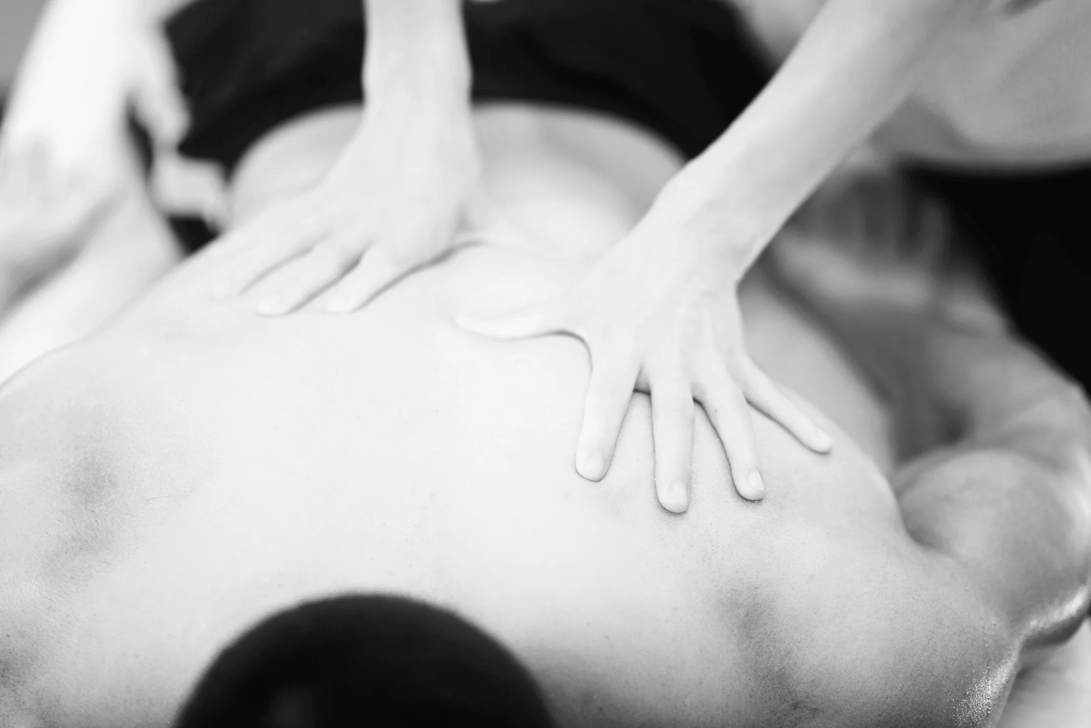 sports-massage-physical-therapist-massaging-PBB96U2.jpg