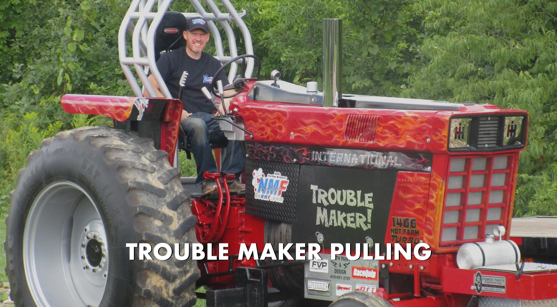 TROUBLE MAKER PULLING.jpg