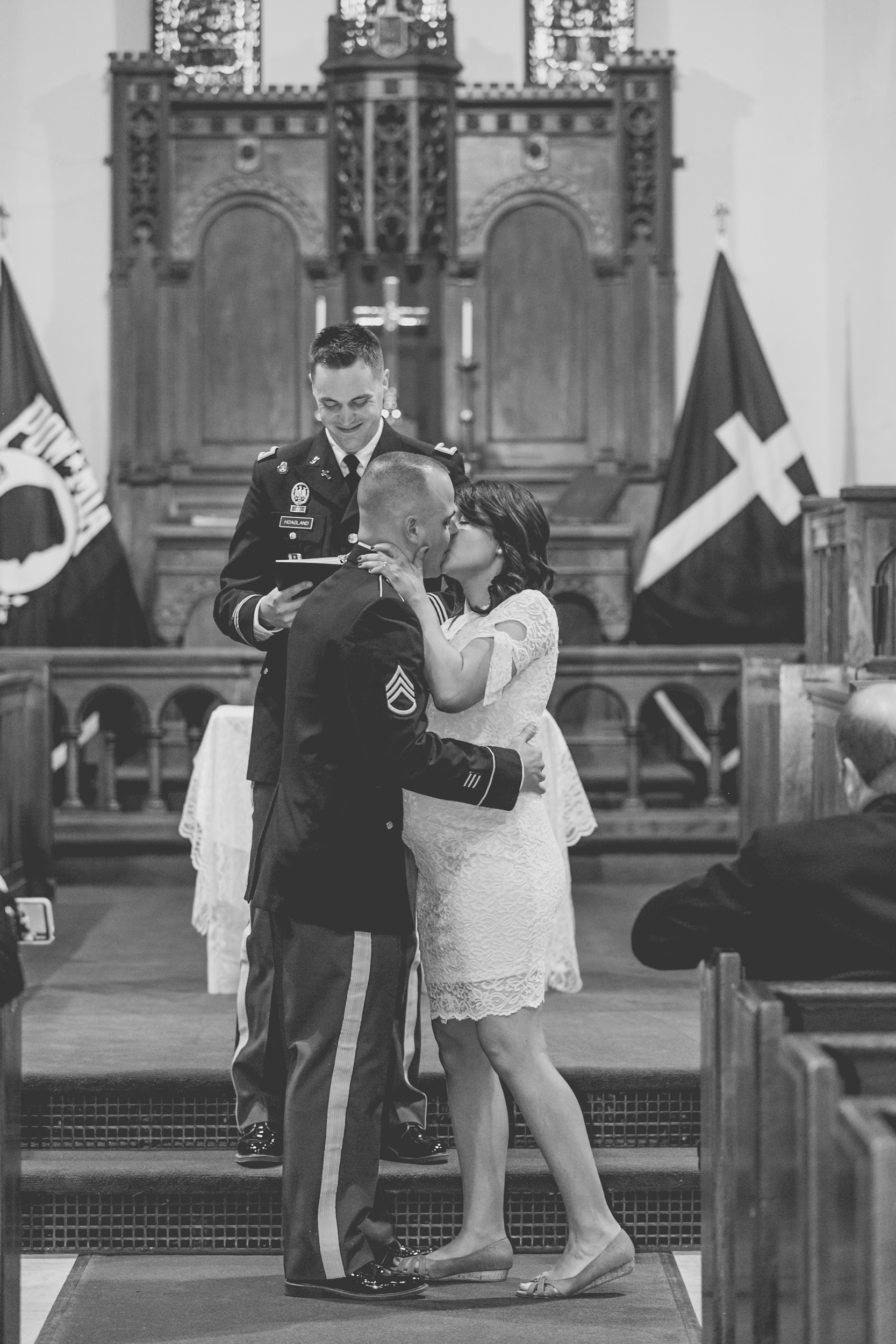 Fort Snelling Elopement St. Paul, MN, Fort Snelling Elopement, Military Elopement, Intimate Military Wedding, intimate elopement wedding-www.rachelsmak.com31.jpg