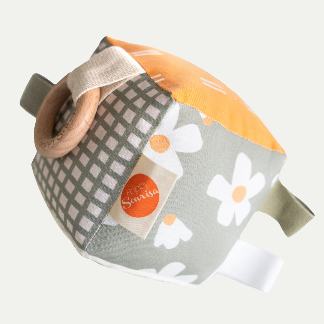 SOFT SENSORY CUBE | DAISY