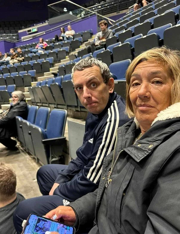 FRONT COVER SEASON 4 EPISODE 1.jpg