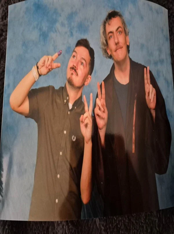 FRONT COVER SEASON 5 EPISODE 1.jpg