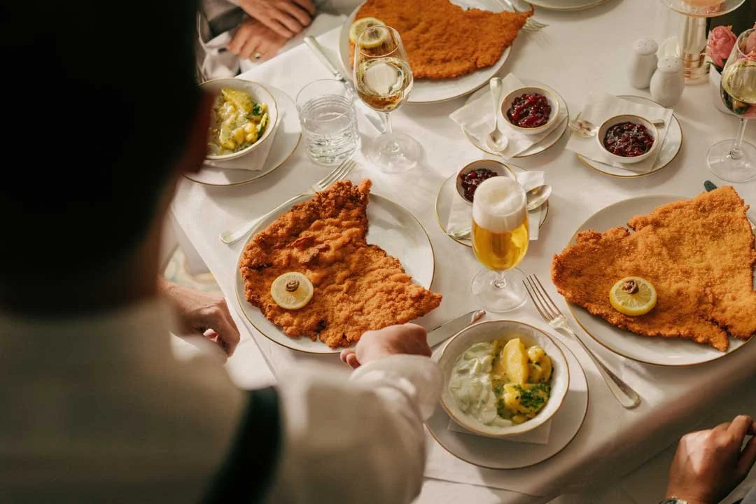 Where to eat  authanic food in Vienna?