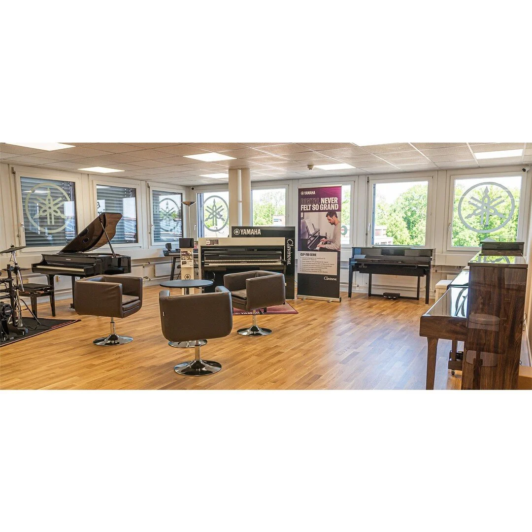 Blick auf die #yamaha #pianos in unserem #premiumraum im #musikladen #bern :D

Sch&ouml;ne Sommerferien! ☀️ 

Wir freuen uns schon, im Musikladen ab dem 16. August wieder f&uuml;r Sie da zu sein.

Bis dahin sind Beratungstermine auf Vereinbarung m&ou