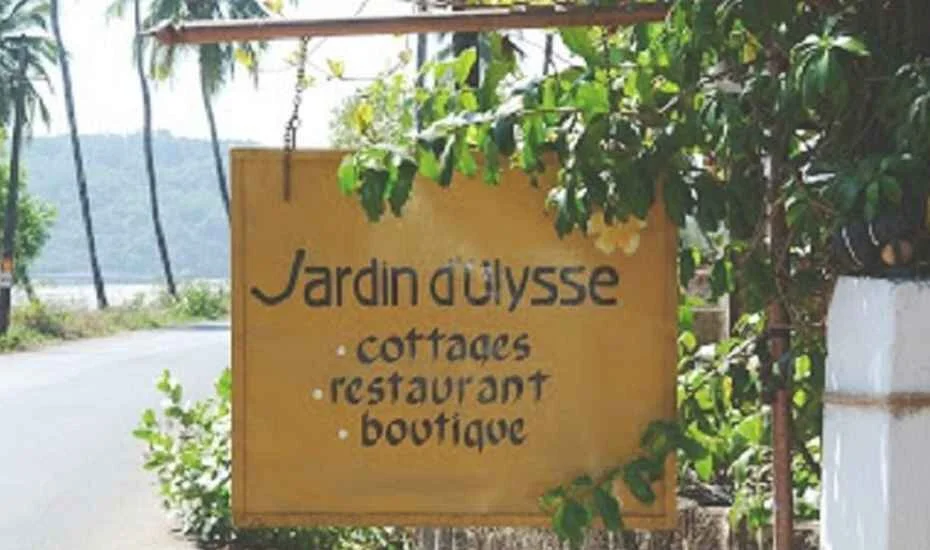 JARDIN D' ULYSEE (European) in Morjim. Tuna Teriyaki, Nicoise Salad, Mango Daiquiris, Tibetan Momo's &amp; Mussels.