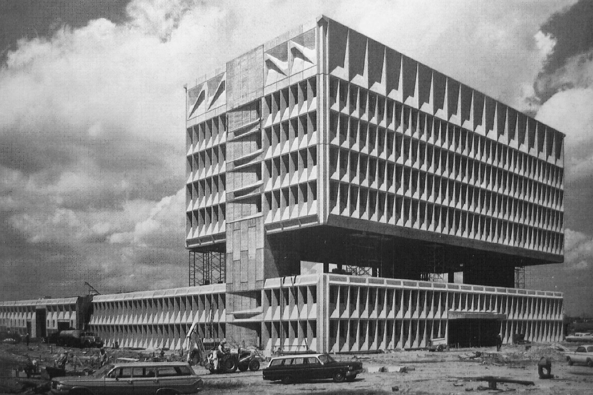 MARCEL BREUER: THE FUNCTIONALIST SCULPTOR — JAKE TAYLOR ARCHITECTURE
