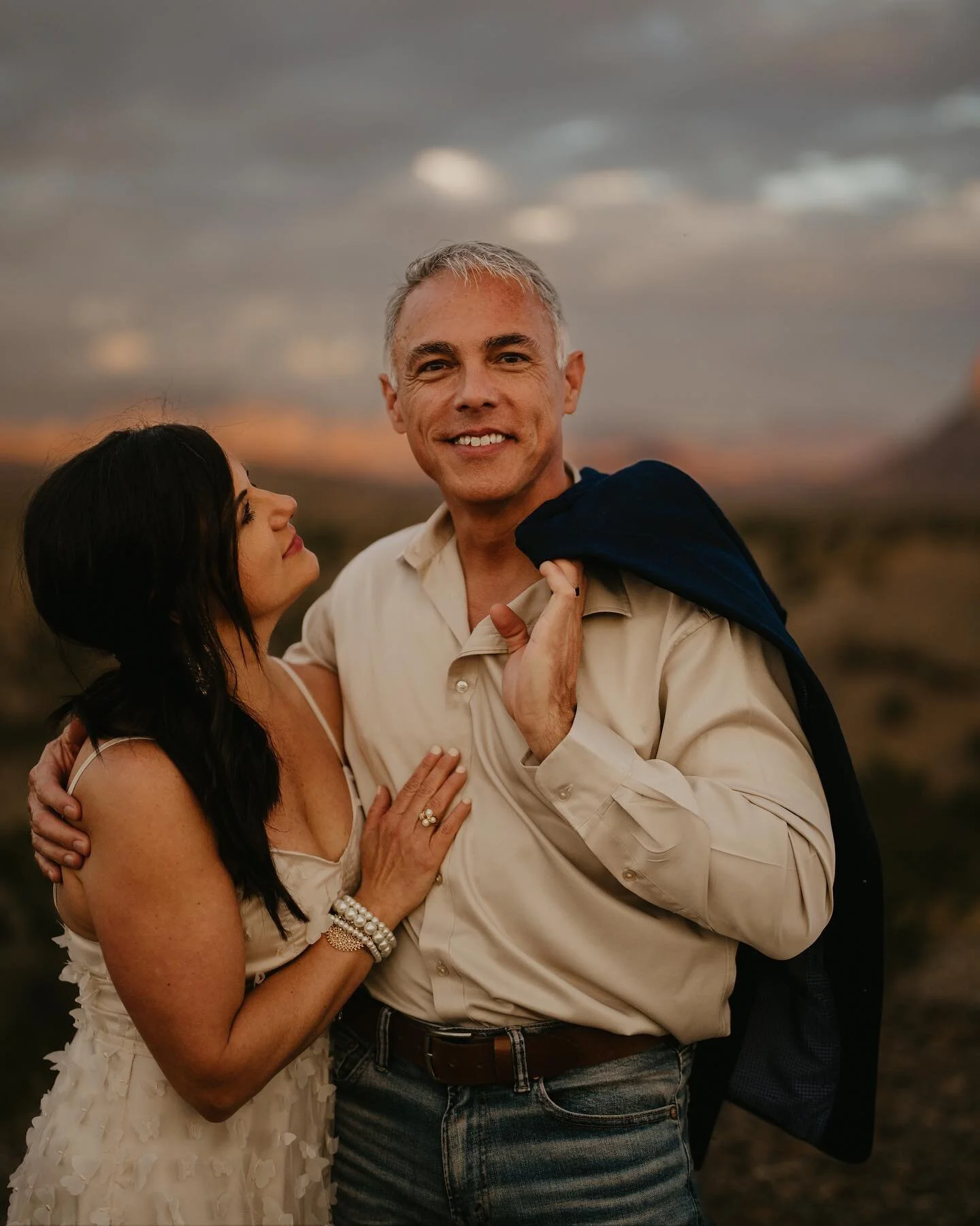 Stefani + Roger 🤍

&bull; 

&bull;

&bull;

#bigbendwedding #bigbendphotographer #bigbendelopement #texasweddingphotographer #adventureelopement #lovebigintexas #texasbride #bigbendnps #texaselopement #westtexas