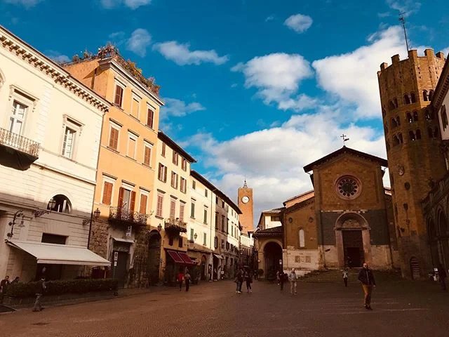 Where will your writing take you?  Italy? Enwritenment writing retreats.  Be inspired, create, dream.  Justenahren.com for details. 
Every year I have the pleasure of bringing a small group of writers here. It&rsquo;s always a fulfilling experience. 