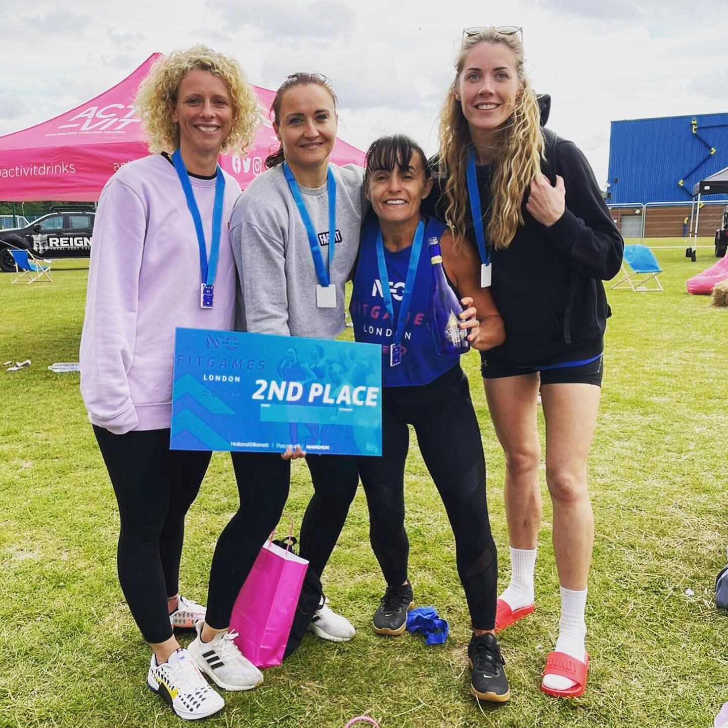 Well… we’ll take that thank you 😊 very proud to have grabbed 2nd place at @nationalfitnessgames today! Sooo tough but we pulled it out the bag and had a right laugh too, as always!
What a day 🙌🏻
@cs.fitness
@janey.with.a.y
@gemma_