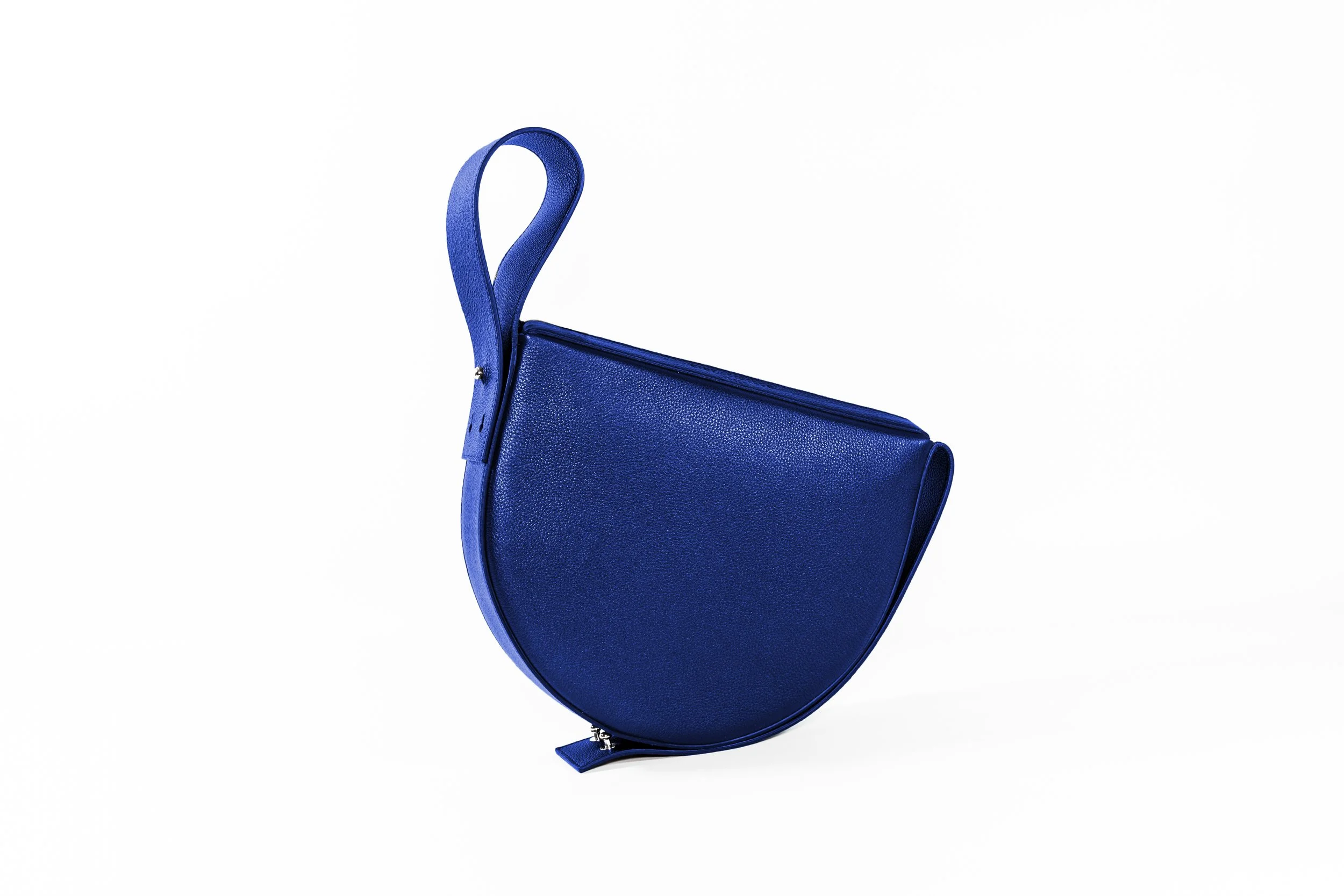 Adrian calf Blue wrist Leonardo edit.jpg