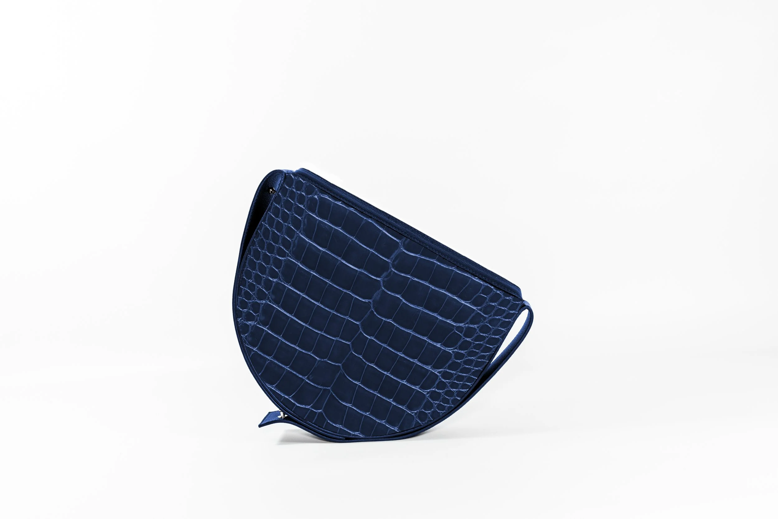 Adrian croc Blue clutch Leonardo edit.jpg
