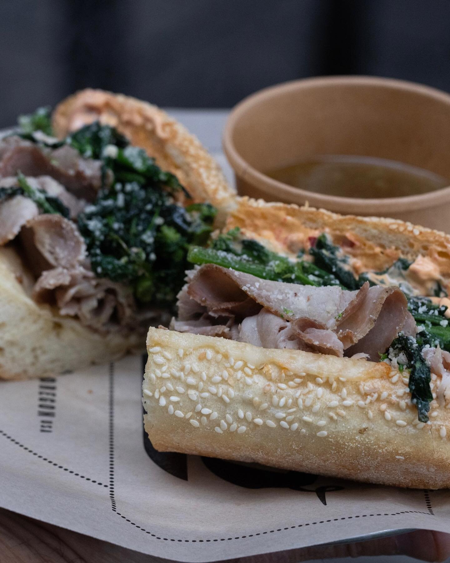 For when you need some jus. 

Reminder: the Philly Roast Pork is at Hawthorne only!

Philly roast pork, pan drippings, melted aged provolone, broccoli raab, Calabrian mayo, sesame torpedo roll @2_hermanos_bakery, pork jus for dipping! 
-
📸@alanweine