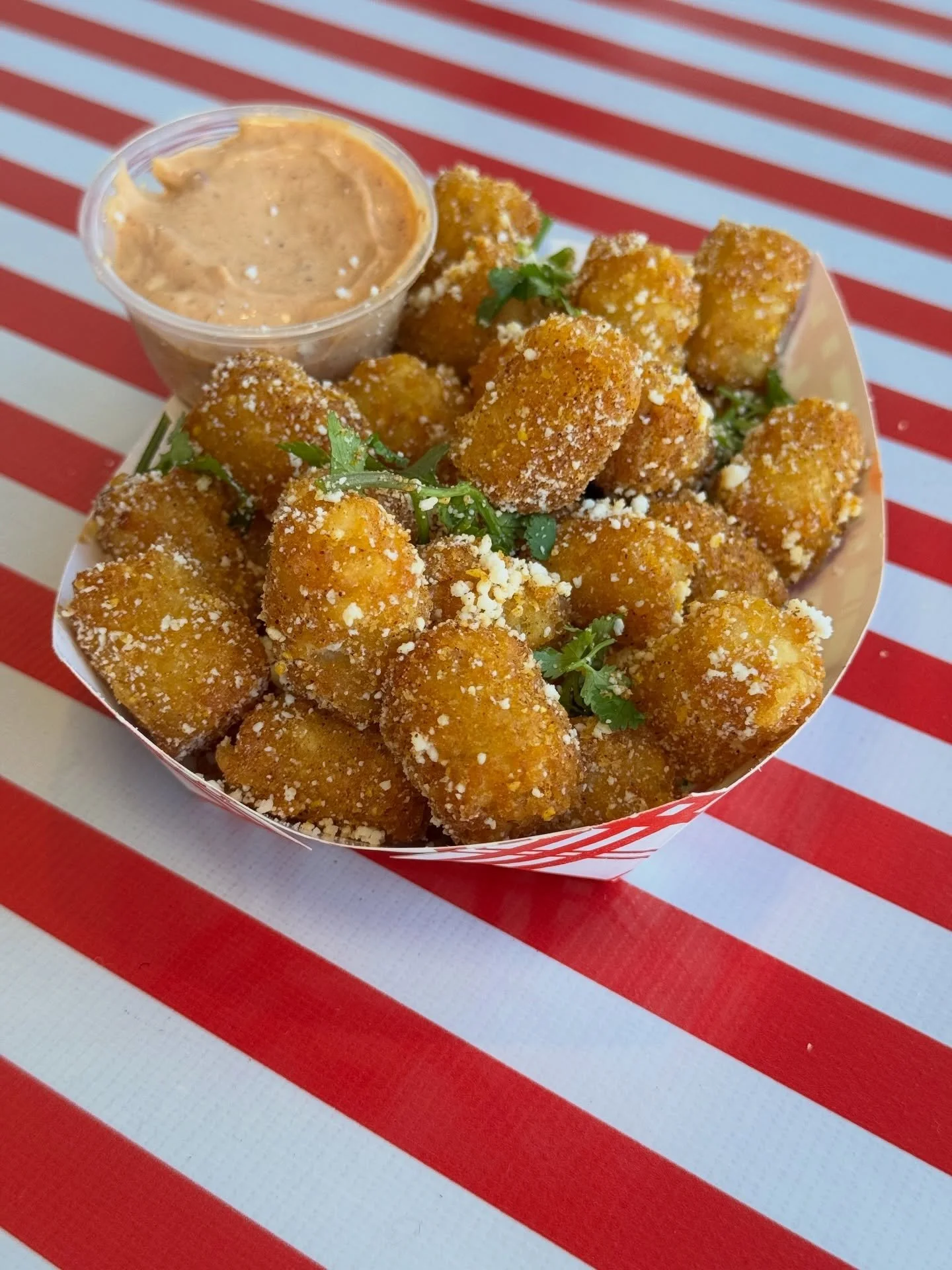 If loving elote tots is wrong, we don&rsquo;t wanna be right! 😌🥔 Pull up at 11am and let&rsquo;s brighten your day, one spud at a time! 🌽✨
&bull;
&bull;
&bull;
#pdxnow #tatertots #pdxnow #pdx101 #travelportland
