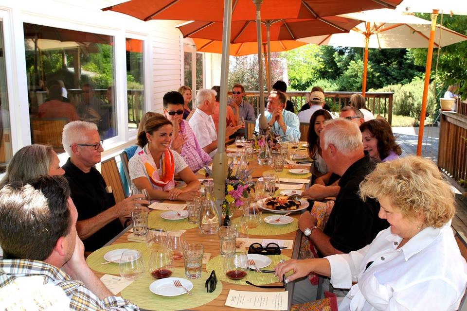 Seated+table.jpg