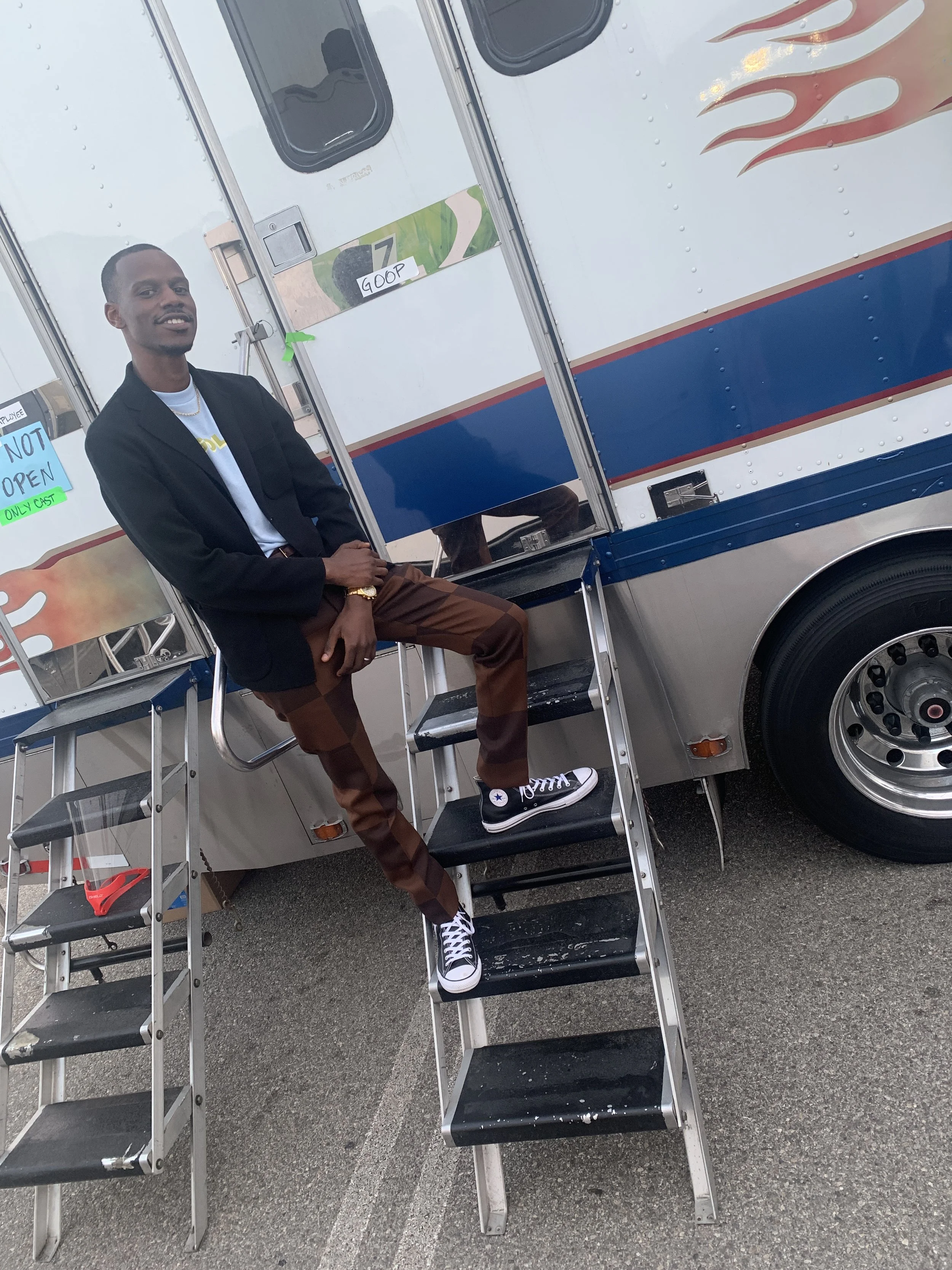 HBO's Insecure S5 E8 "Choices, Okay?!"