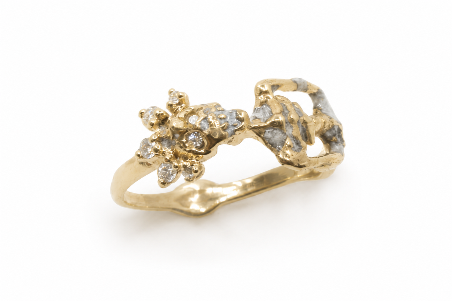 Skeleton Queen Ring .png