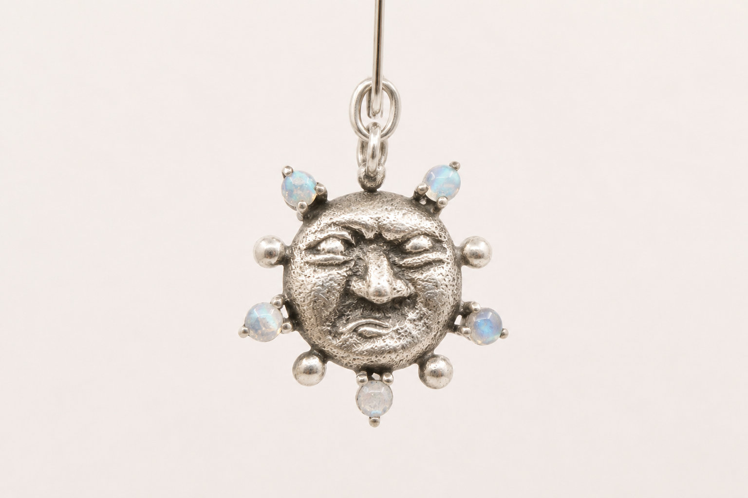 Daruma Sun Moonstone Front.png