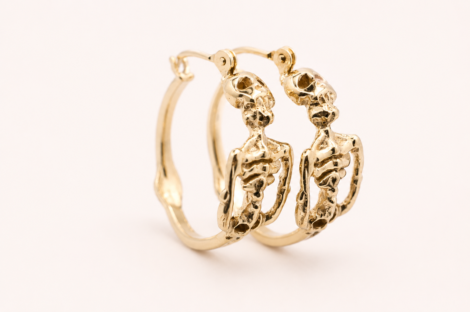 Skeleton King Hoops Gold.png