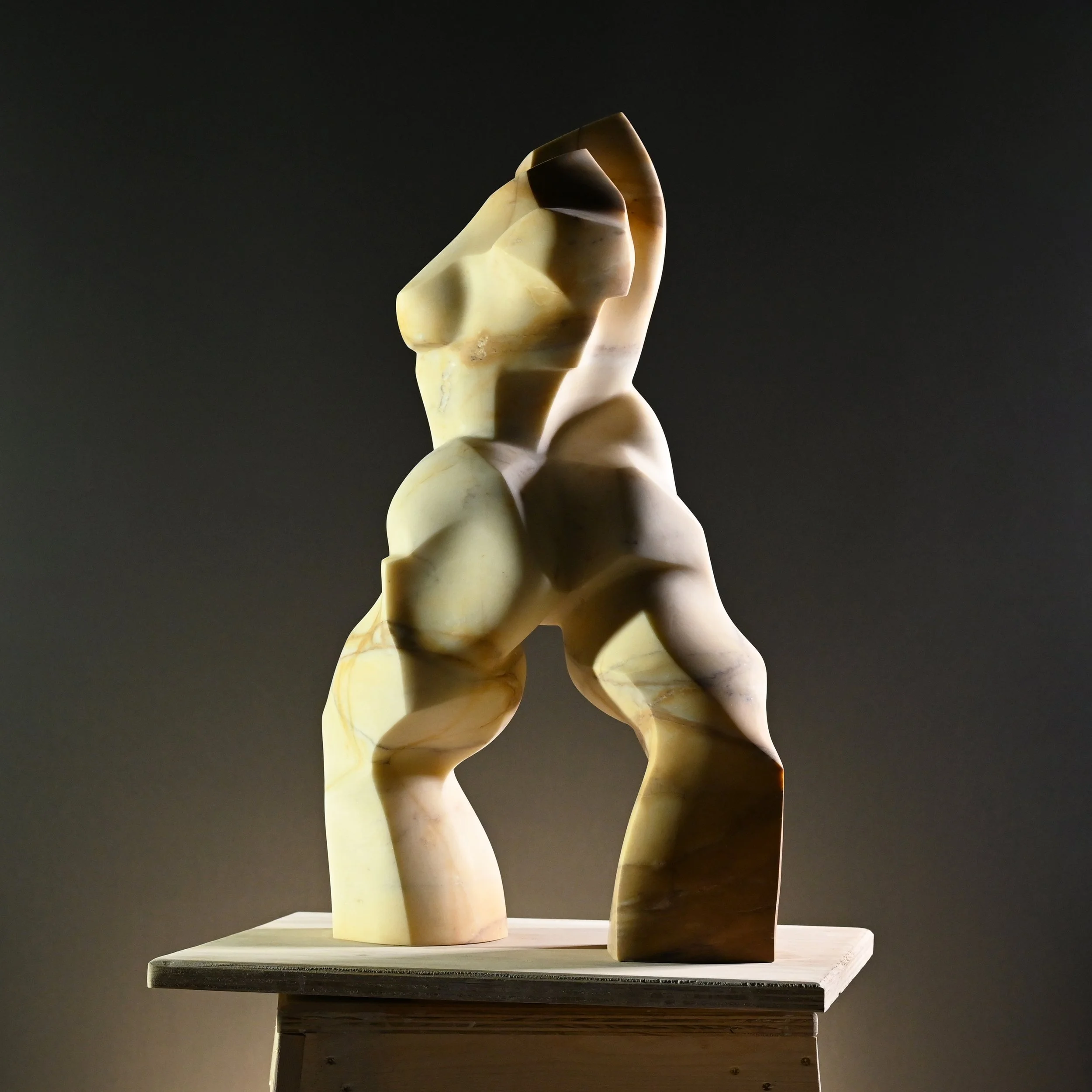 KellyRobert_The Climb of Elation.2024.Marmo Giallo Sienna_80x32x51cm(5).jpg