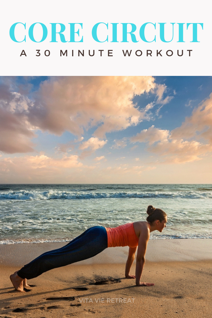 Client does exercises in the core circuit on the beach.