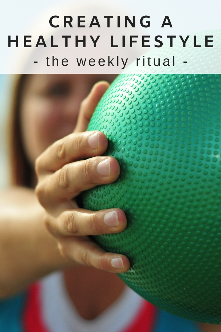 Woman working out as part of her healthy lifestyle.
