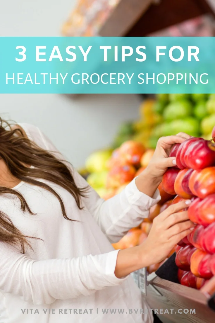 Woman grocery shopping for healthy food.
