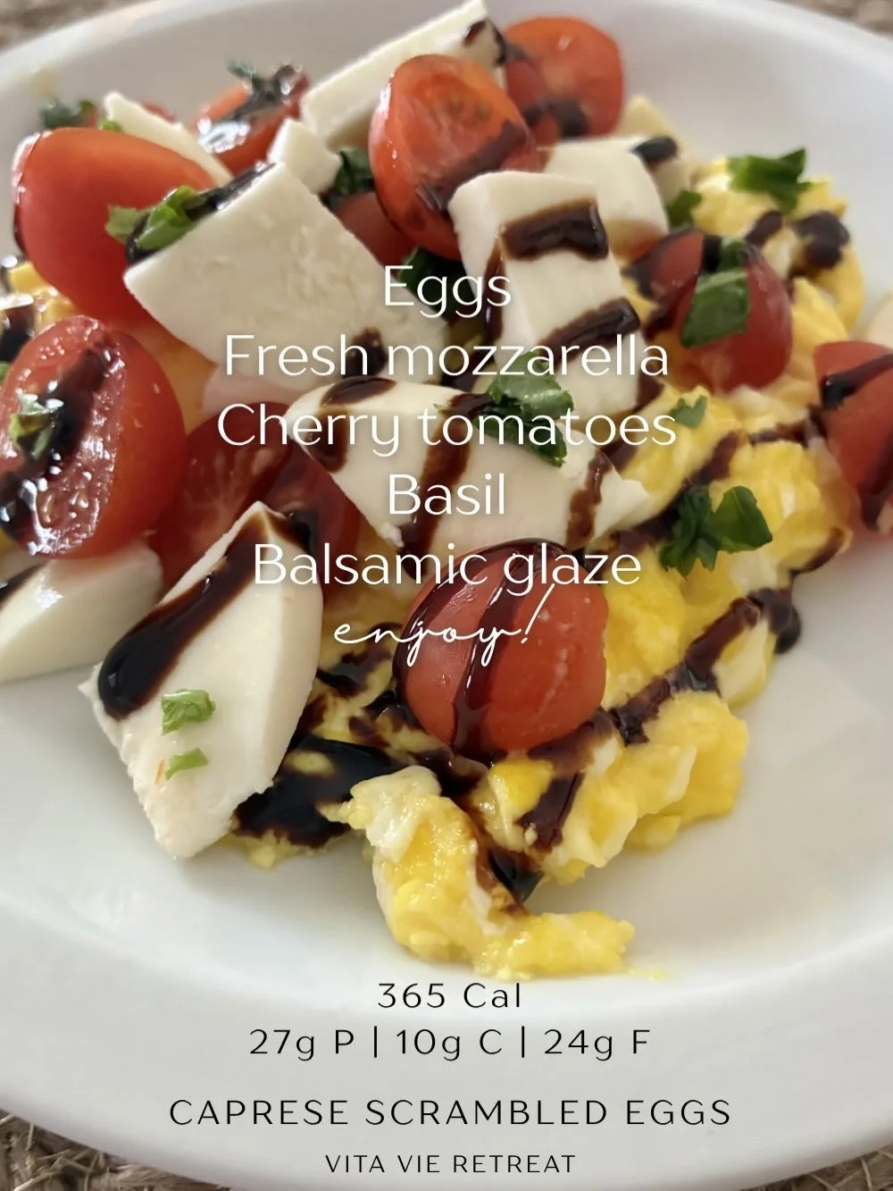 This breakfast will be on repeat! 😋 Caprese scrambled eggs - perfect for summer and for those wanting high protein with a Mediterranean spin. 

Perfect for breakfast any day of the week and elevated enough to serve for brunch. Full recipe at LIB 🔗
