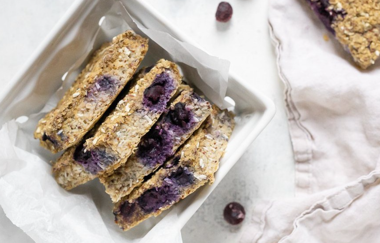 Blueberry Chia Baked Oatmeal (Gluten Free + Low Glycemic)