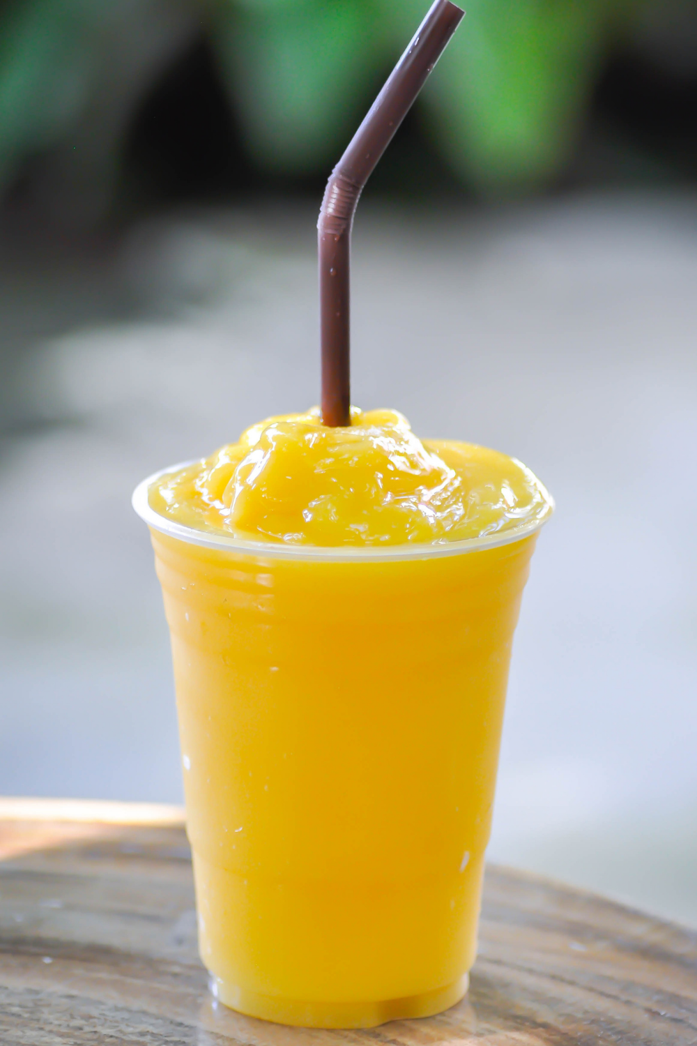 Healthy Summer Protein Smoothies (6 Easy Recipes)