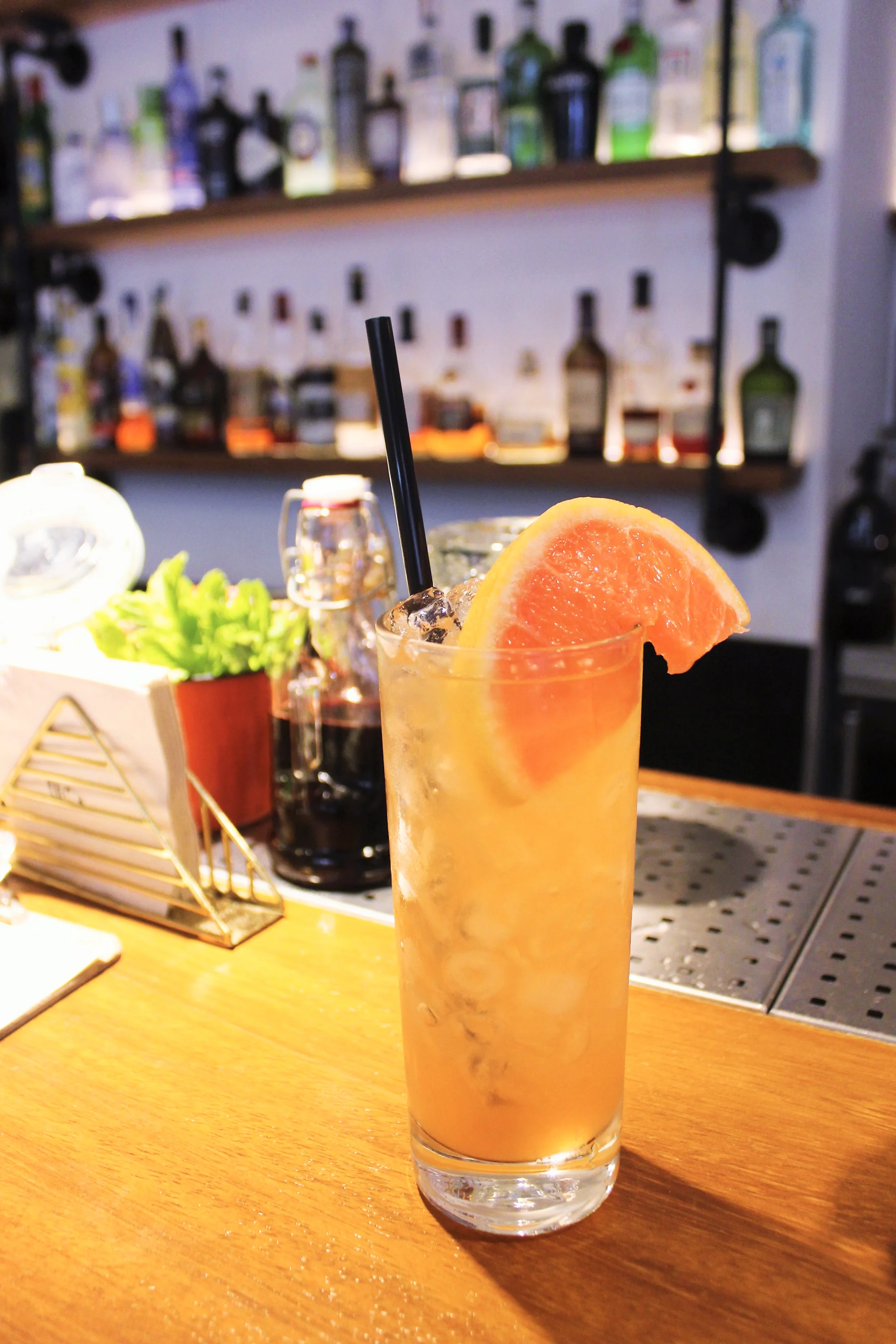 Dutch-Courage-Cocktail-Genever-Gin-Aperol-and-Grapefruit-at-Pax-49-in-Barcelona.jpg