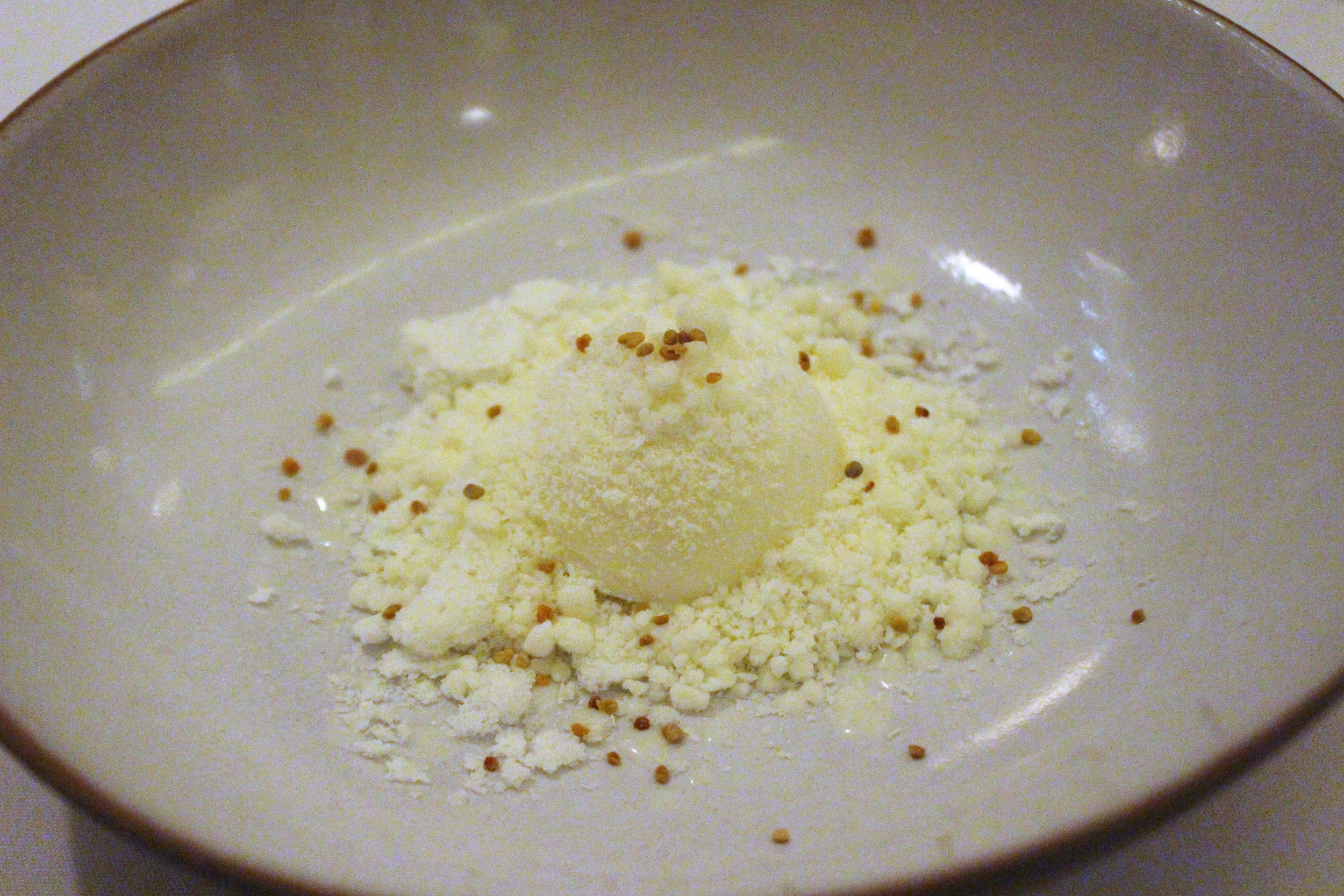 2010 Milk and Honey with Dehydrated Milk Foam and Bee Pollen at EMP in New York City