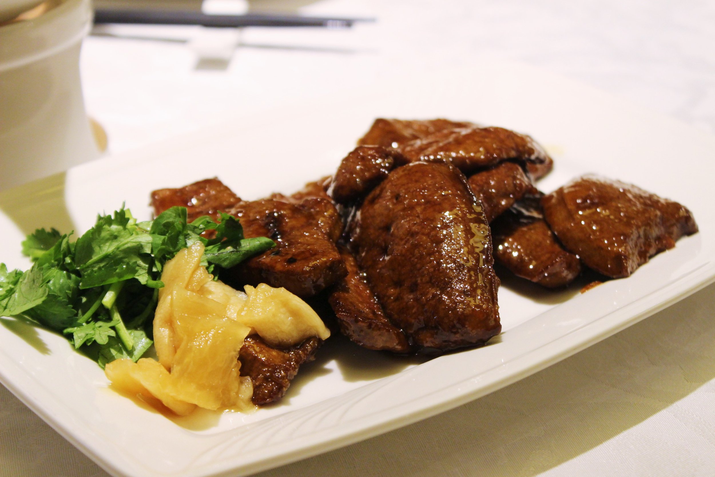 Wok-seared pork liver with coriander 煎豬肝 