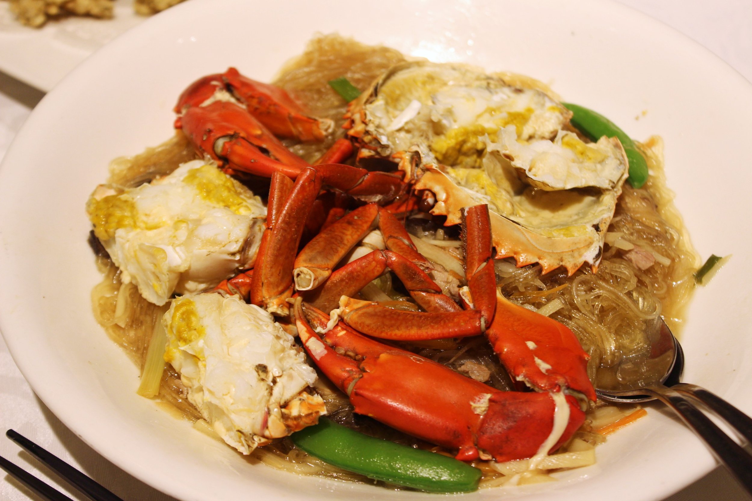 Wok-Seared Fresh Crab on Bean Thread Noodles 蟳仔冬粉 