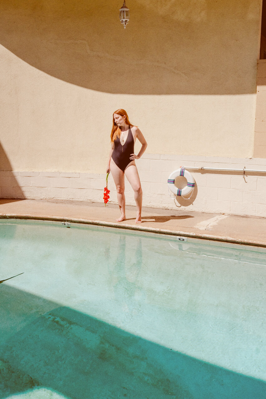 lizzie_pool-9 copy.jpg
